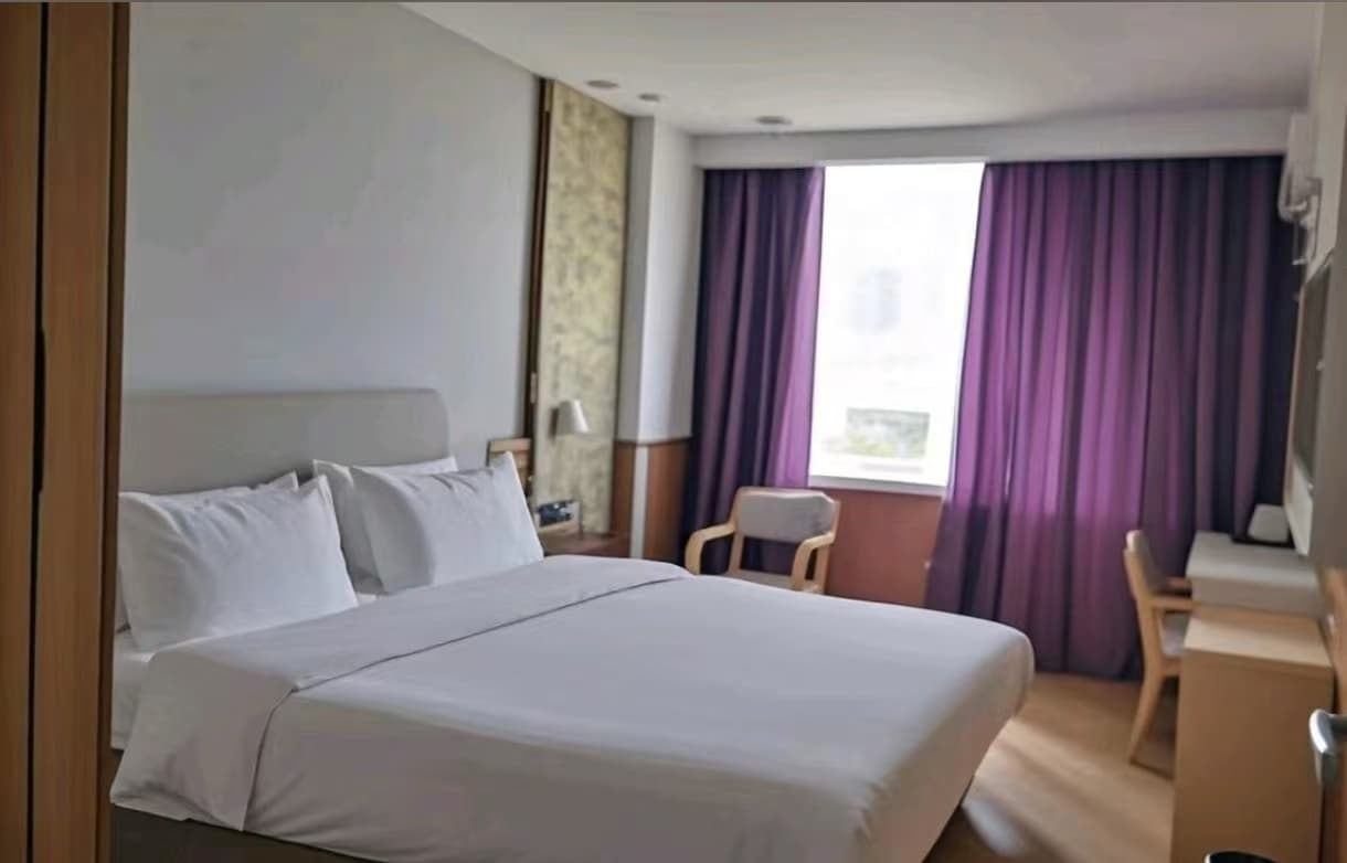 Longxin Hotel 1