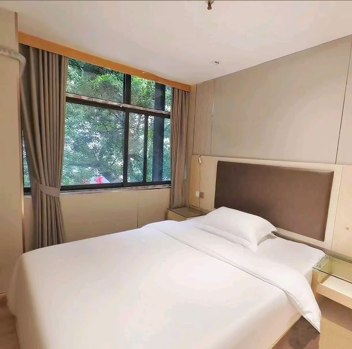 Guesthouse Nine 1